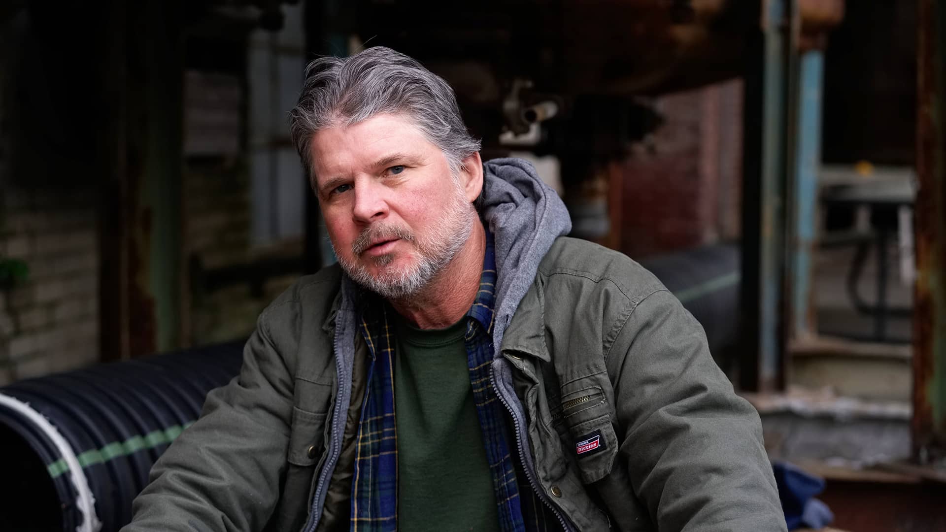 Promotional image for Chris Knight, with Low Gap, on September 18, 2025, at Carol's Pub.